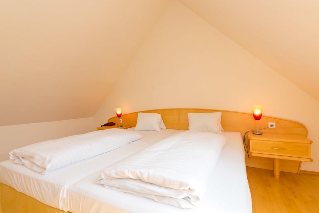Landhotel Groggerhof Obdach Buitenkant foto