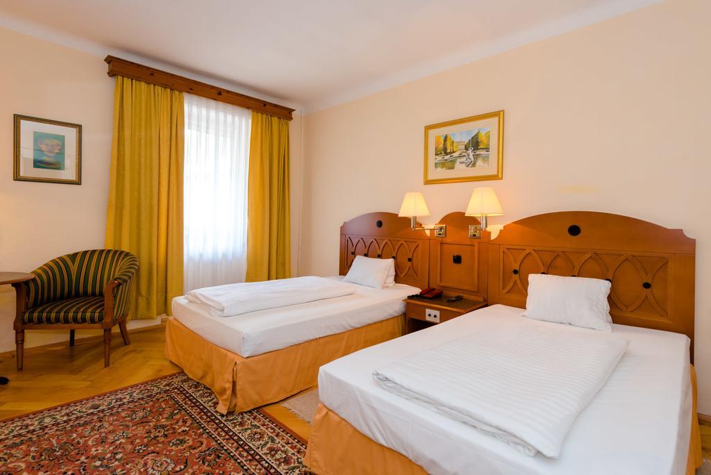 Landhotel Groggerhof Obdach Buitenkant foto